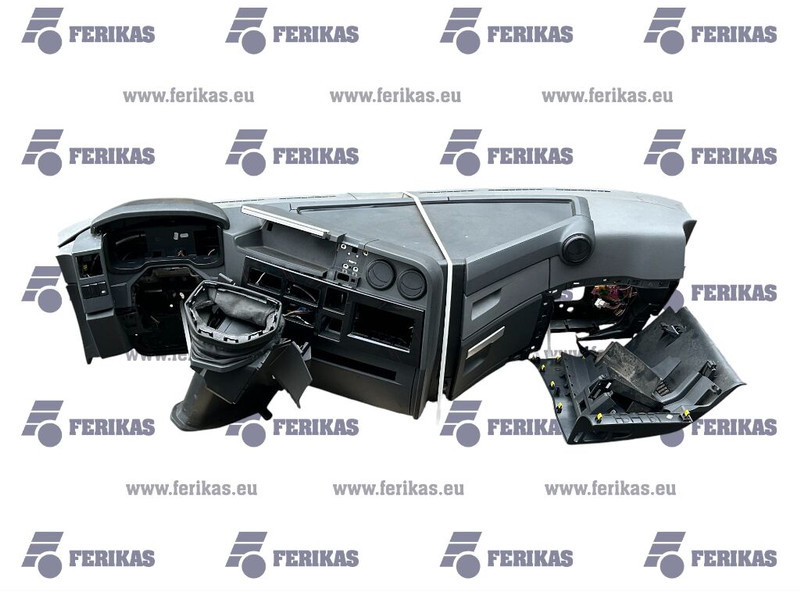 Renault T - Кабина и интерьер для Грузовиков: фото 1 Renault T - Кабина и интерьер для Грузовиков: фото 1