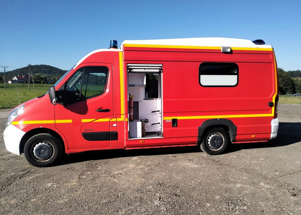 Renault Master III 2.3 ambulans karetka kontener straż pogotowie - Машина скорой помощи: фото 4 Renault Master III 2.3 ambulans karetka kontener straż pogotowie - Машина скорой помощи: фото 4