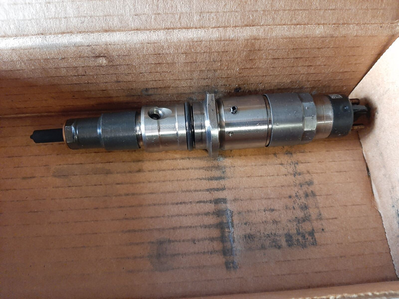 Bosch - Топливный фильтр: фото 4 Bosch - Топливный фильтр: фото 4