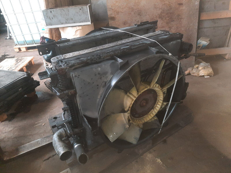 Scania Volvo - Радиатор: фото 1 Scania Volvo - Радиатор: фото 1