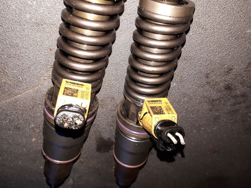 Volvo DCOOBF / Scania / D10a. D7a . D7C - Топливный фильтр: фото 2 Volvo DCOOBF / Scania / D10a. D7a . D7C - Топливный фильтр: фото 2