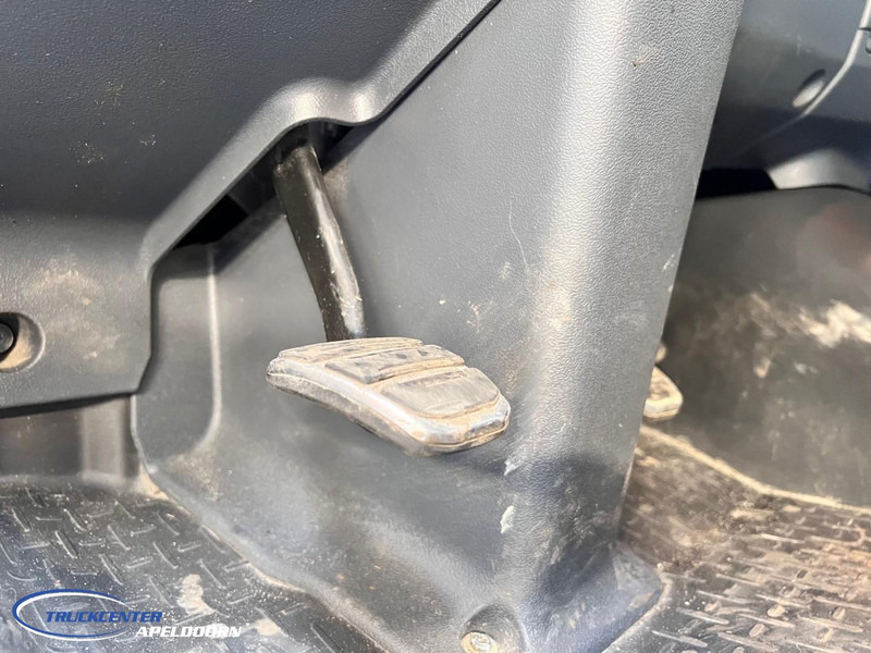 Грузовик-шасси Scania R730 V8 6x4, Retarder, Clutch, PTO: фото 8 Грузовик-шасси Scania R730 V8 6x4, Retarder, Clutch, PTO: фото 8