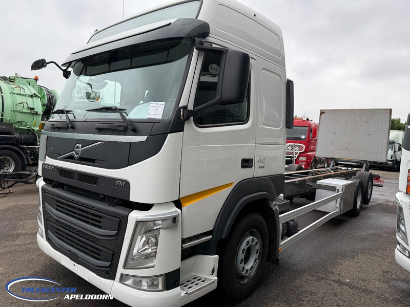 Volvo FM 410 379000 km, 6x2, Globetrotter - Грузовик-шасси: фото 3 Volvo FM 410 379000 km, 6x2, Globetrotter - Грузовик-шасси: фото 3