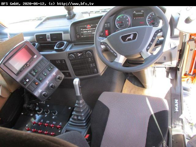 MAN TGS 18.400 4X2 BL Bucher OF 8000 RS Drehjet beid - Подметально-уборочная машина: фото 4 MAN TGS 18.400 4X2 BL Bucher OF 8000 RS Drehjet beid - Подметально-уборочная машина: фото 4