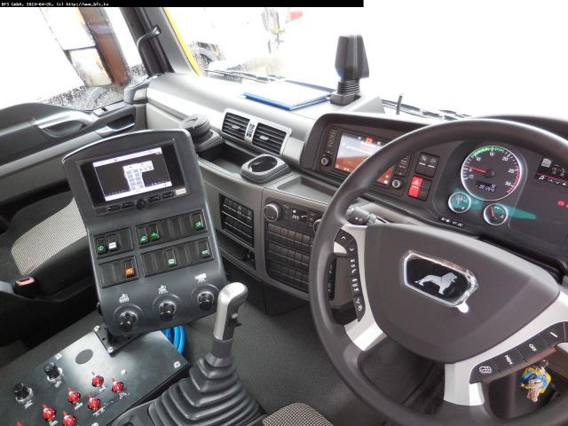 MAN TGS 18.420 4X2 BL Bucher OF 8000 TWIN beidseitig - Подметально-уборочная машина: фото 4 MAN TGS 18.420 4X2 BL Bucher OF 8000 TWIN beidseitig - Подметально-уборочная машина: фото 4