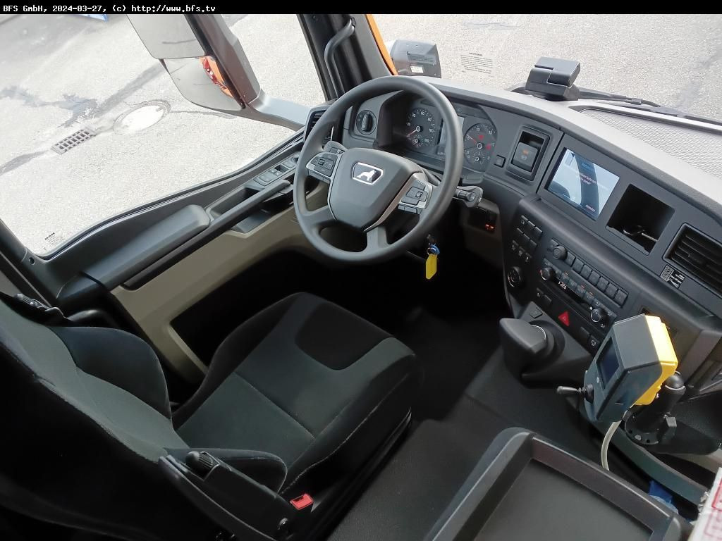 MAN TGS (TG3) 28.510 6x4-4 BL CH WiDi Fassi 15mt - Самосвал: фото 4 MAN TGS (TG3) 28.510 6x4-4 BL CH WiDi Fassi 15mt - Самосвал: фото 4