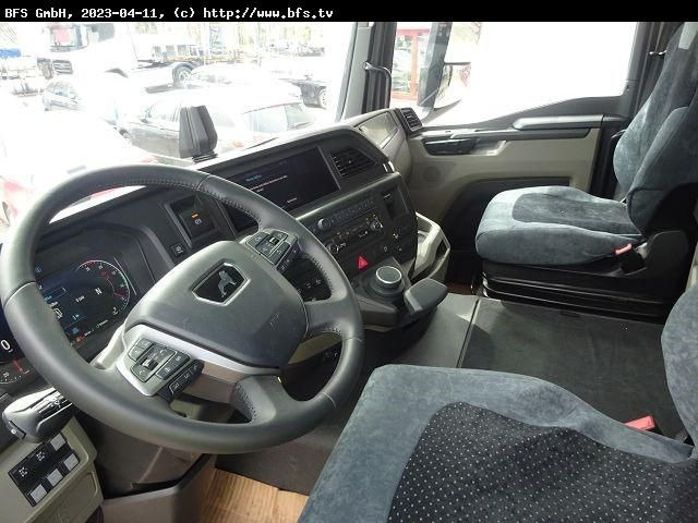 MAN TGS (TG3) 33.510 6x4 BL CH - Лесовоз: фото 4 MAN TGS (TG3) 33.510 6x4 BL CH - Лесовоз: фото 4