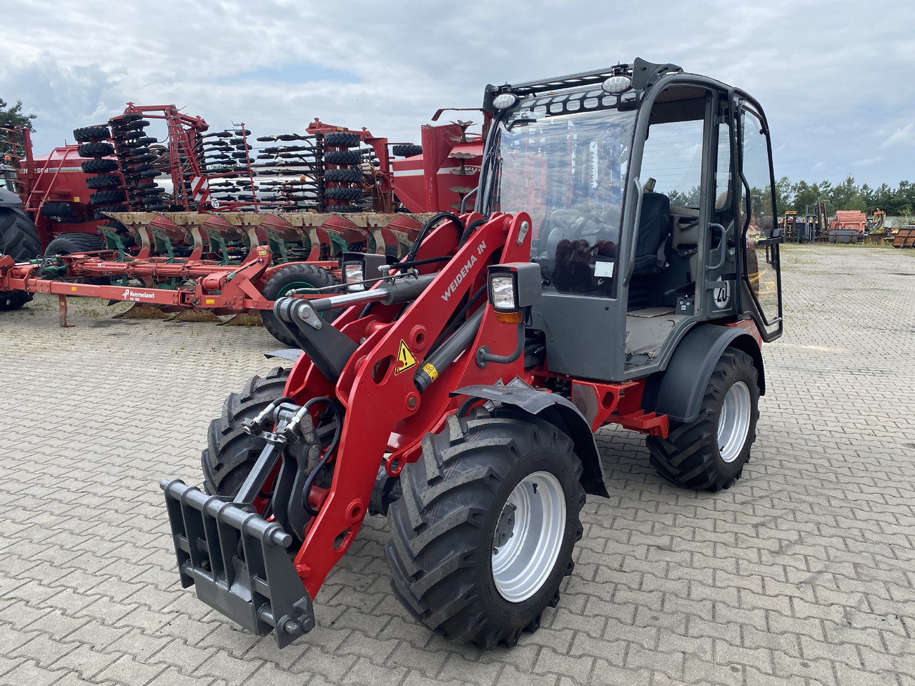 Weidemann 2070 cx LP - Колёсный погрузчик: фото 1 Weidemann 2070 cx LP - Колёсный погрузчик: фото 1