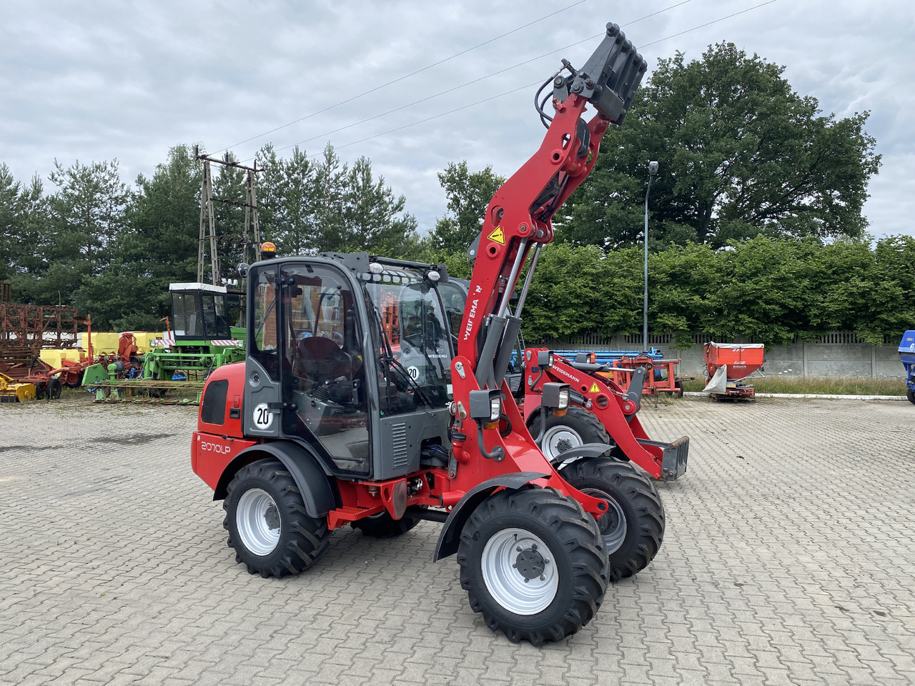 Weidemann 2070 cx LP - Колёсный погрузчик: фото 2 Weidemann 2070 cx LP - Колёсный погрузчик: фото 2