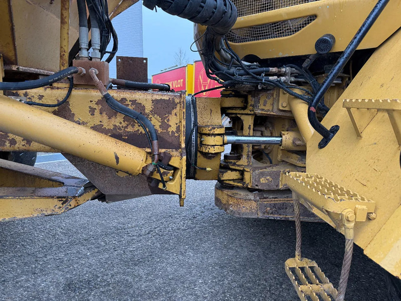 Сочленённый самосвал Caterpillar 725 - CE + AIRCO + RETARDER - TYRES: 23.5R25: фото 13 Сочленённый самосвал Caterpillar 725 - CE + AIRCO + RETARDER - TYRES: 23.5R25: фото 13