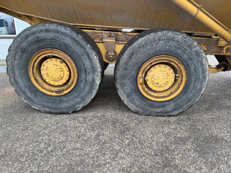 Сочленённый самосвал Caterpillar 725 - CE + AIRCO + RETARDER - TYRES: 23.5R25: фото 11 Сочленённый самосвал Caterpillar 725 - CE + AIRCO + RETARDER - TYRES: 23.5R25: фото 11