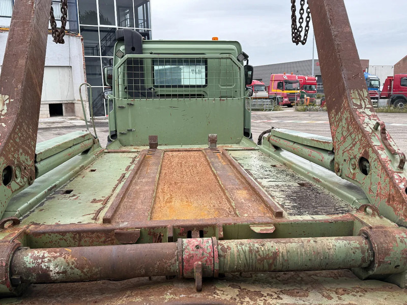 DAF CF 290 4X2 EURO 6 + MULTILIFT SKIPLOADER (HIAB) - Портальный бункеровоз: фото 4 DAF CF 290 4X2 EURO 6 + MULTILIFT SKIPLOADER (HIAB) - Портальный бункеровоз: фото 4