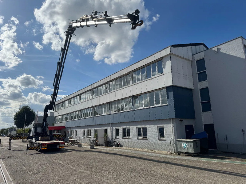 DAF CF 85.410 8X2 EURO 5 PALFINGER PK60002 + FLY JIB + REMOTE + TWISTLOCKS - Грузовик бортовой/ Платформа, Автоманипулятор: фото 2 DAF CF 85.410 8X2 EURO 5 PALFINGER PK60002 + FLY JIB + REMOTE + TWISTLOCKS - Грузовик бортовой/ Платформа, Автоманипулятор: фото 2