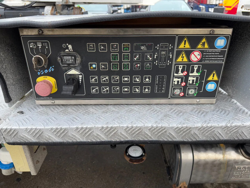 Фургон Nissan Cabstar 35.12 + ISOLI 21 METER AERIAL PLATFORM: фото 16 Фургон Nissan Cabstar 35.12 + ISOLI 21 METER AERIAL PLATFORM: фото 16