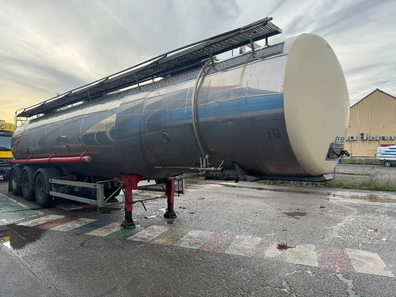 Magyar 3 COMPARTIMENTS BPW AXLES - Полуприцеп-цистерна: фото 3 Magyar 3 COMPARTIMENTS BPW AXLES - Полуприцеп-цистерна: фото 3