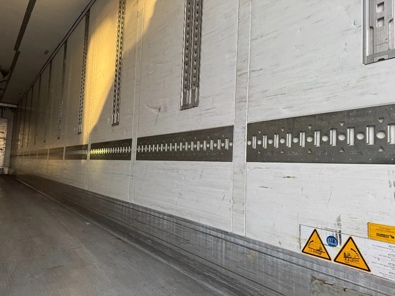 Полуприцеп-рефрижератор Schmitz Cargobull SKO THERMO KING SLX300 DISC BRAKES DOPPELSTOCK: фото 9 Полуприцеп-рефрижератор Schmitz Cargobull SKO THERMO KING SLX300 DISC BRAKES DOPPELSTOCK: фото 9