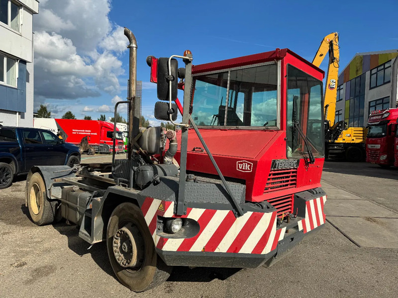 Terberg TT17 TT17 HUB REDUCTION - Терминальный тягач: фото 3 Terberg TT17 TT17 HUB REDUCTION - Терминальный тягач: фото 3