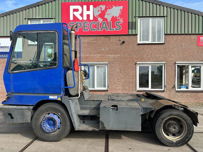 Terberg YT 182 MOTOR ROOKT - Терминальный тягач: фото 1 Terberg YT 182 MOTOR ROOKT - Терминальный тягач: фото 1