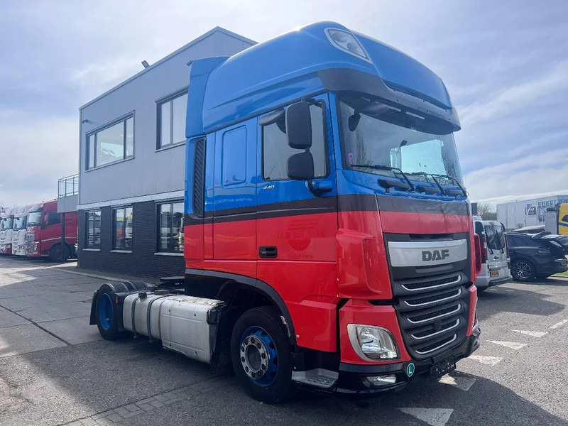 DAF XF 440 SSC 4X2 EURO 6 VOLUME - Тягач: фото 3 DAF XF 440 SSC 4X2 EURO 6 VOLUME - Тягач: фото 3