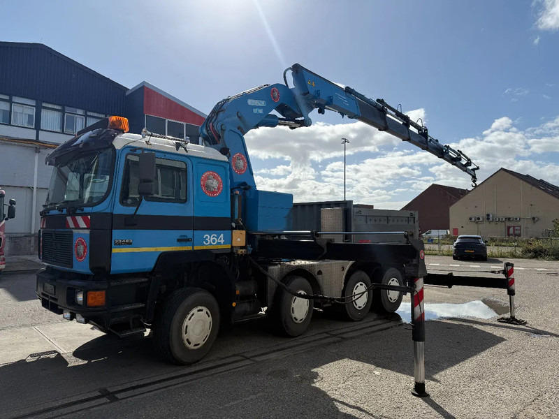 MAN 33.463 33-463 8x4 met 62 effer kraan 6x uitschuifbaar - Тягач: фото 1 MAN 33.463 33-463 8x4 met 62 effer kraan 6x uitschuifbaar - Тягач: фото 1