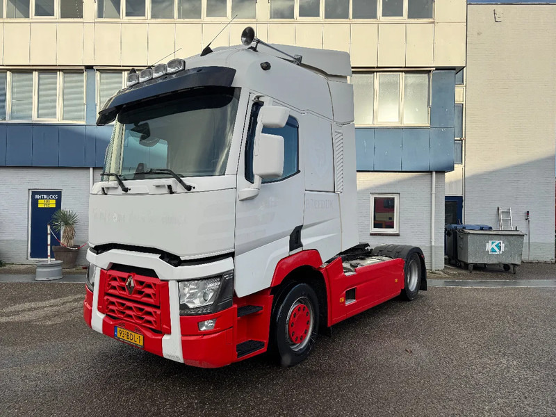 Renault T460 4X2 EURO 6 SKIRTS DOUBLE TANK - Тягач: фото 1 Renault T460 4X2 EURO 6 SKIRTS DOUBLE TANK - Тягач: фото 1
