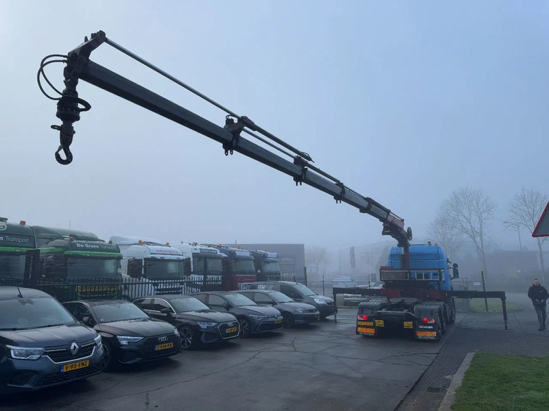 Scania P450 6X2 - EURO 6 + HMF 2620-K5 + REMOTE + LIFT AXLE - Тягач: фото 4 Scania P450 6X2 - EURO 6 + HMF 2620-K5 + REMOTE + LIFT AXLE - Тягач: фото 4