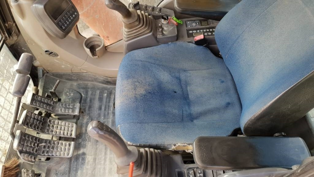 HITACHI ZX 470LCH-3 - Гусеничный экскаватор: фото 5 HITACHI ZX 470LCH-3 - Гусеничный экскаватор: фото 5