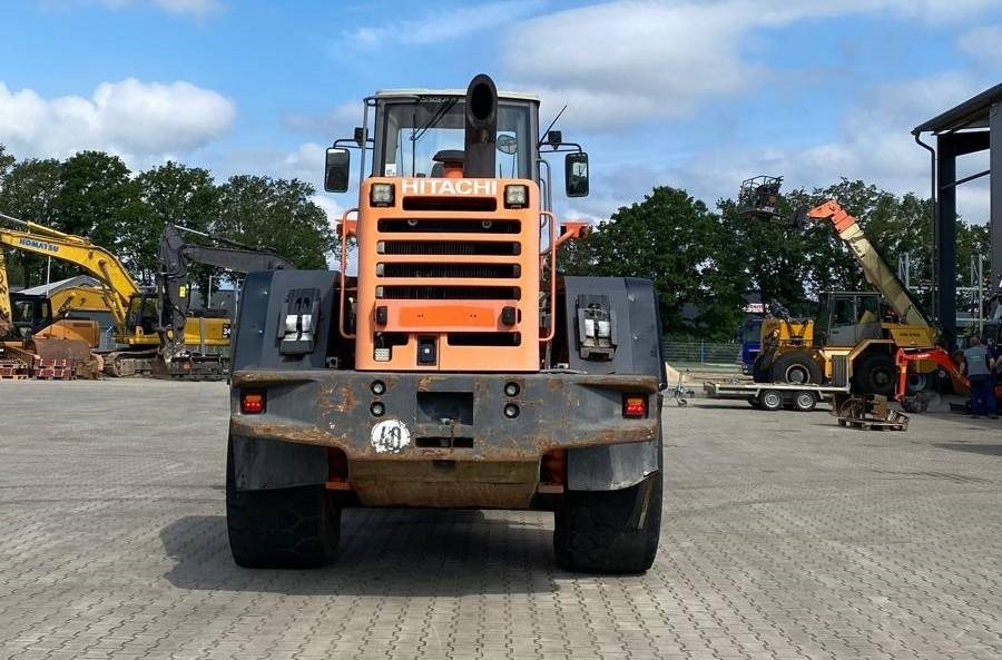 Hitachi LX 210 E - Колёсный погрузчик: фото 4 Hitachi LX 210 E - Колёсный погрузчик: фото 4