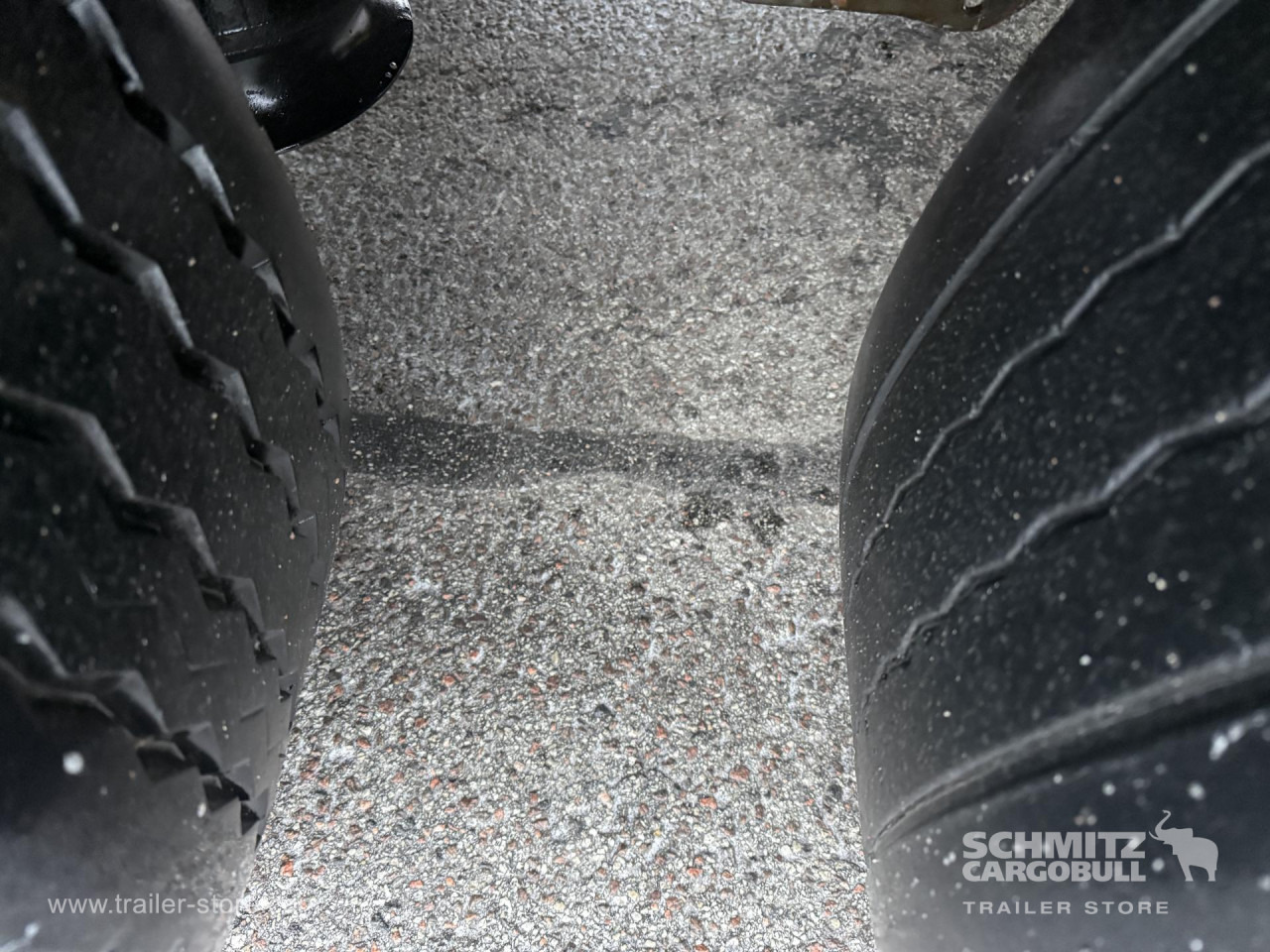 KRONE Curtainsider Standard - Тентованный полуприцеп: фото 4 KRONE Curtainsider Standard - Тентованный полуприцеп: фото 4