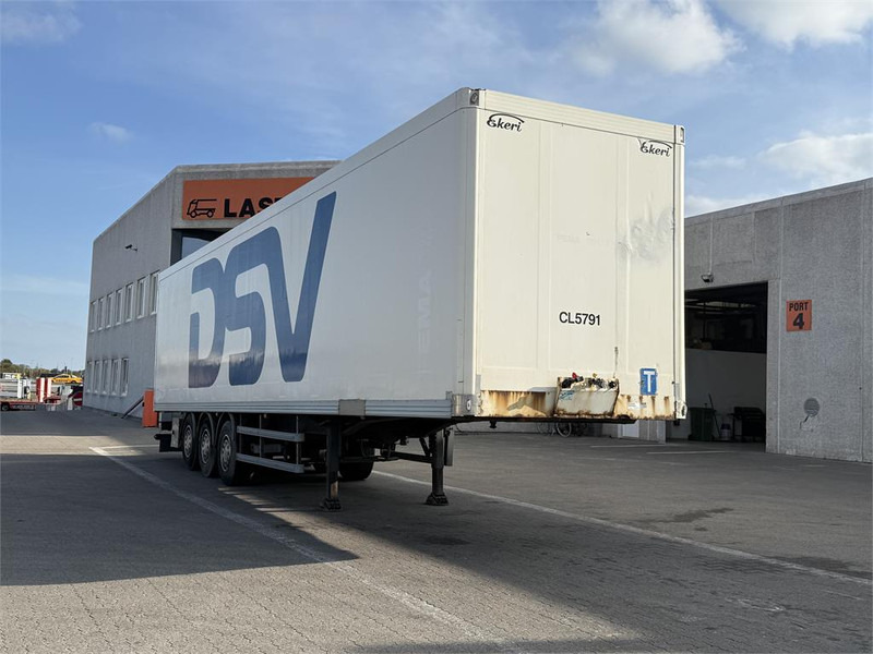 Ekeri 33 pl. - Полуприцеп-фургон: фото 3 Ekeri 33 pl. - Полуприцеп-фургон: фото 3