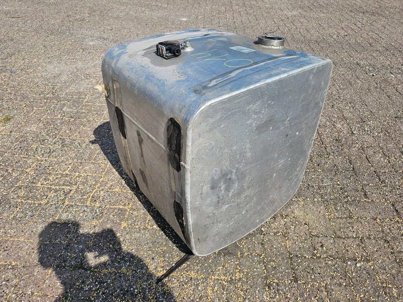 ACGB 787 Mercedes Actros - A6624703501 - Dieseltank 290 Liter - Топливный бак для Грузовиков: фото 4 ACGB 787 Mercedes Actros - A6624703501 - Dieseltank 290 Liter - Топливный бак для Грузовиков: фото 4