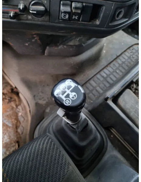 Самосвал Volvo FH 12.420 6x4 - Manual Gear - STEEL/STEEL - Big Axles - PTO: фото 14 Самосвал Volvo FH 12.420 6x4 - Manual Gear - STEEL/STEEL - Big Axles - PTO: фото 14