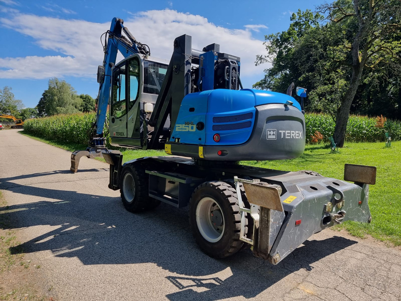 FUCHS MHL 250 - Колёсный экскаватор: фото 5 FUCHS MHL 250 - Колёсный экскаватор: фото 5