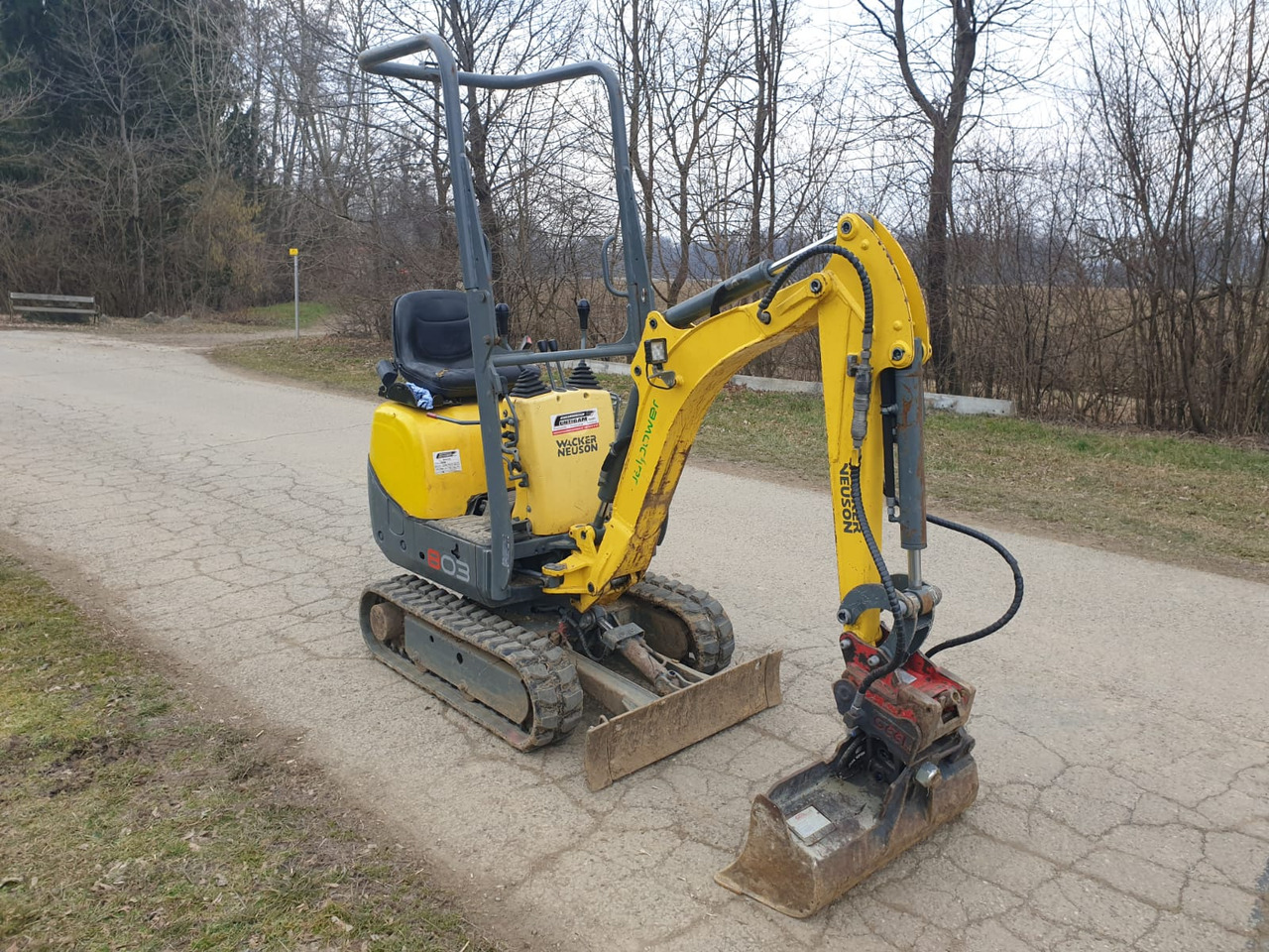 Wacker Neuson 803 - Мини-экскаватор: фото 4 Wacker Neuson 803 - Мини-экскаватор: фото 4