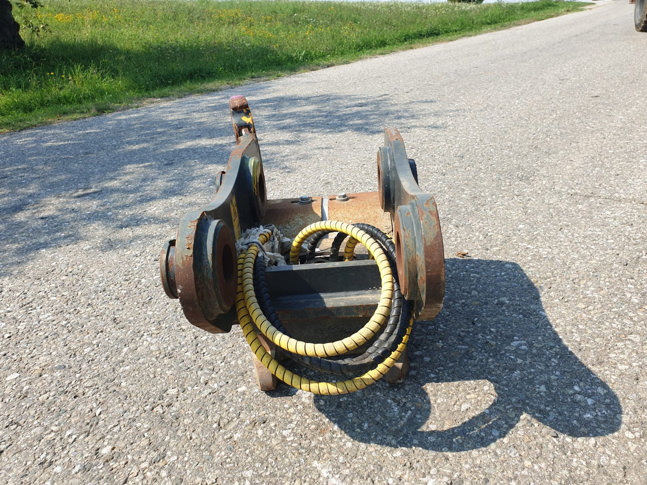 Winkelbauer Hydraulic quick coupler for Case CX 145 - Сцепное устройство для Гусеничных экскаваторов: фото 4 Winkelbauer Hydraulic quick coupler for Case CX 145 - Сцепное устройство для Гусеничных экскаваторов: фото 4