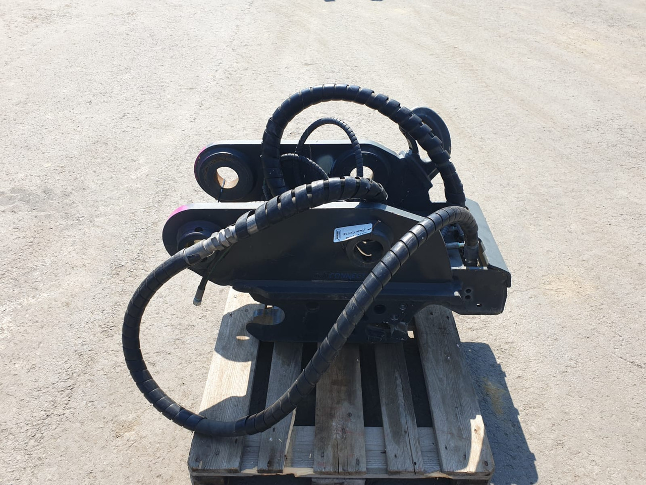 Winkelbauer XL Quick coupler - Сцепное устройство для Гусеничных экскаваторов: фото 2 Winkelbauer XL Quick coupler - Сцепное устройство для Гусеничных экскаваторов: фото 2