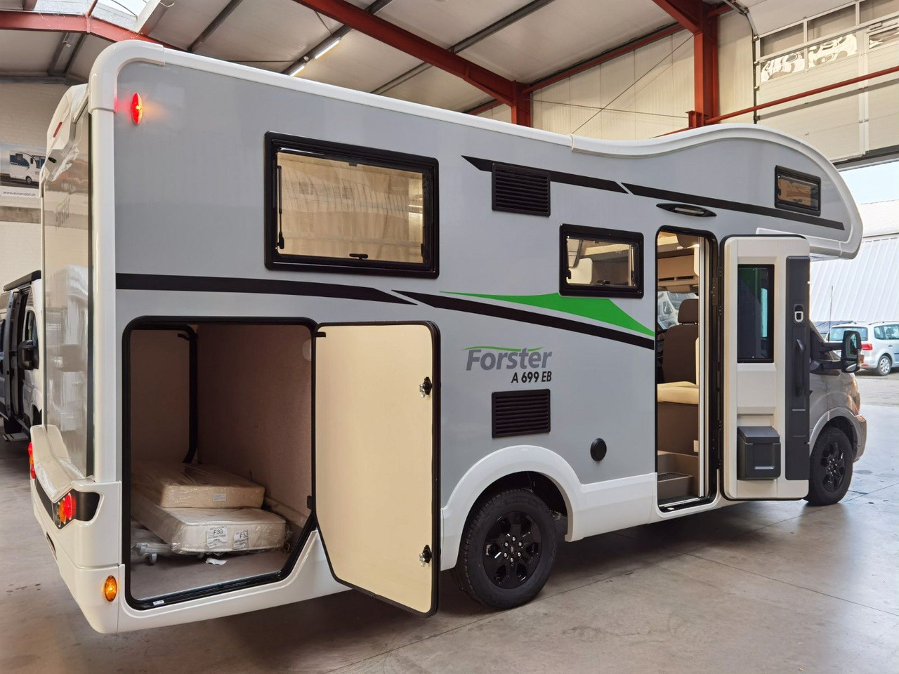 Альковный автодом Forster A 699 EB / - 2026 - / 165 PS - 8G / EINZELBETTEN: фото 11 Альковный автодом Forster A 699 EB / - 2026 - / 165 PS - 8G / EINZELBETTEN: фото 11