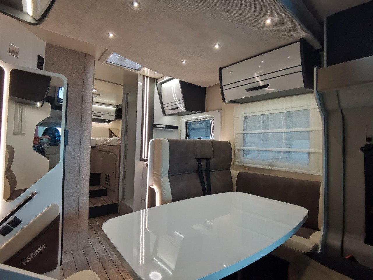 Полуинтегрированный автодом Forster T 745 EB / -2026-/ 140PS/ EINZELBETTEN & RAUMBAD: фото 16 Полуинтегрированный автодом Forster T 745 EB / -2026-/ 140PS/ EINZELBETTEN & RAUMBAD: фото 16