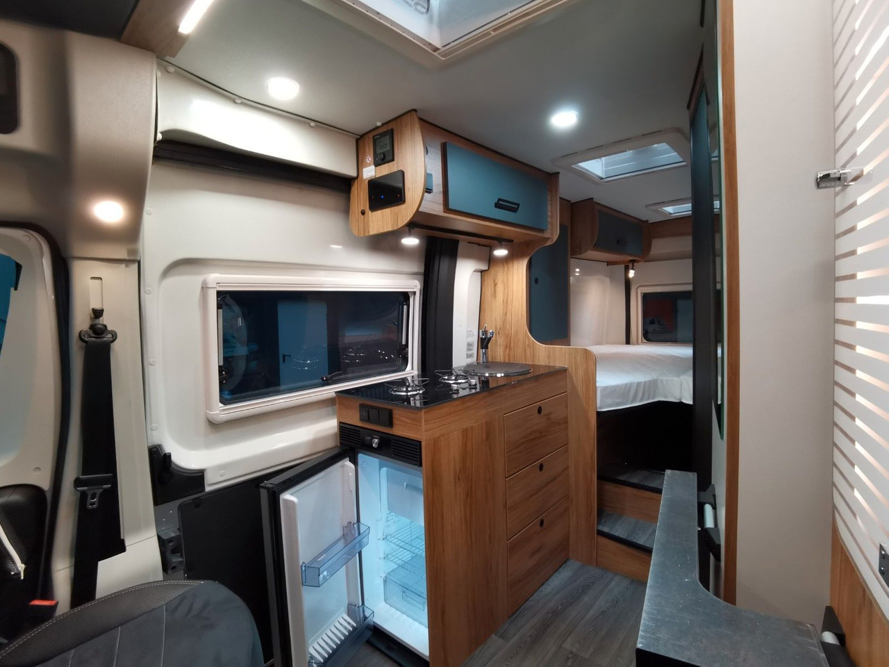 Кастенваген Karmann DEXTER 600 /- 2026-/ EINZELBETTEN & BAR VERSION: фото 15 Кастенваген Karmann DEXTER 600 /- 2026-/ EINZELBETTEN & BAR VERSION: фото 15