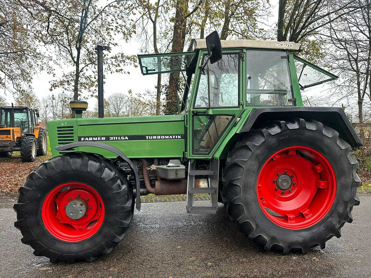 1984 FENDT FARMER 311 LSA ALL-WHEEL DRIVE FARM TRACTOR - Трактор: фото 2 1984 FENDT FARMER 311 LSA ALL-WHEEL DRIVE FARM TRACTOR - Трактор: фото 2