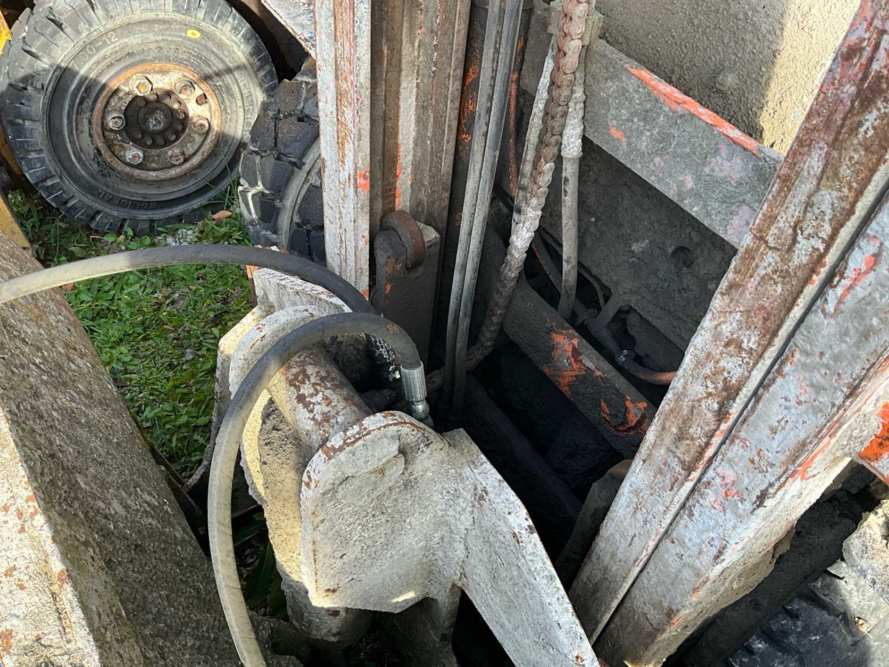 Вилочный погрузчик 1992 TOYOTA 625FDF25 FORKLIFT: фото 16 Вилочный погрузчик 1992 TOYOTA 625FDF25 FORKLIFT: фото 16