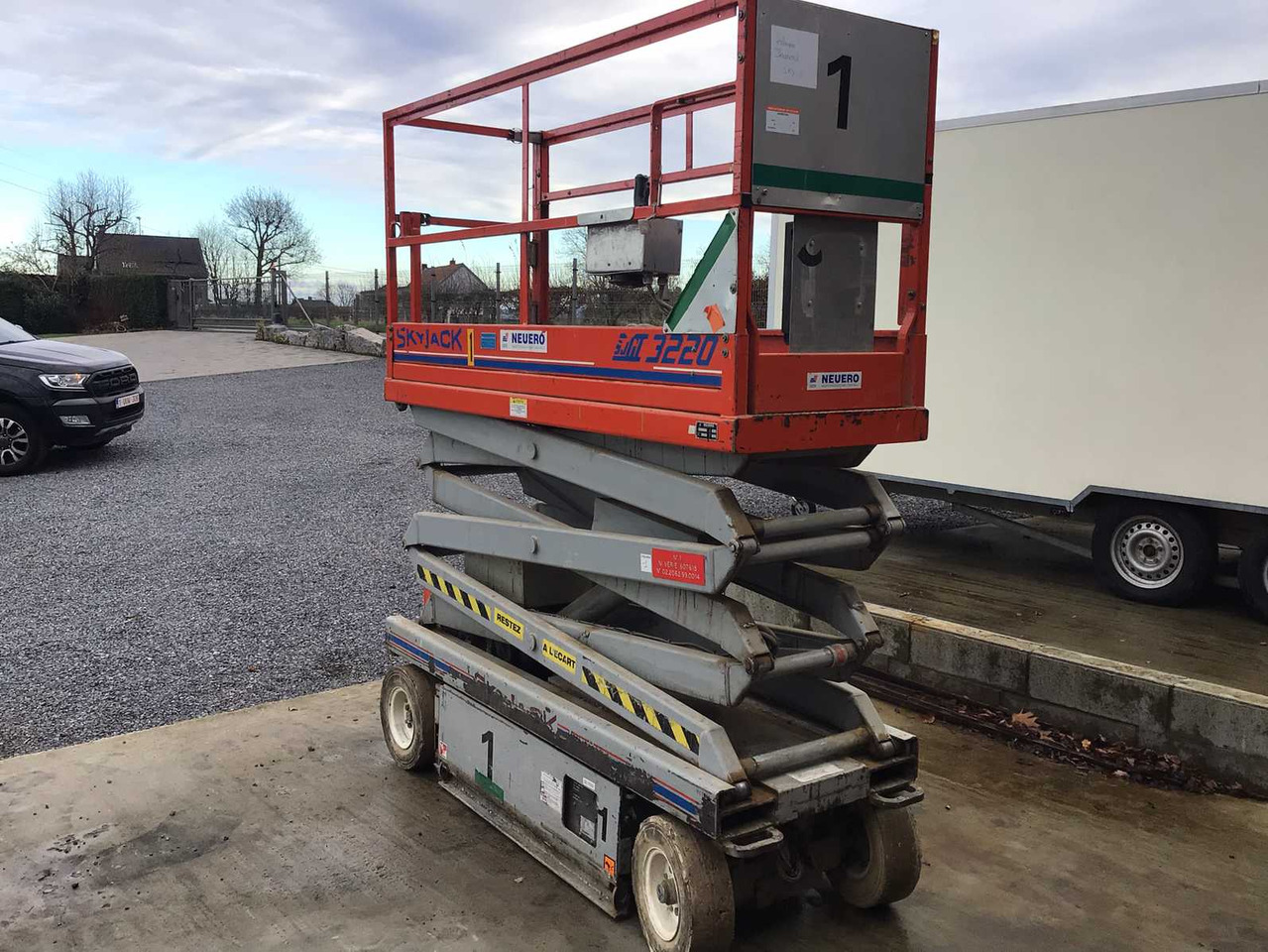 1999 SKYJACK 3220 AERIAL WORK PLATFORM - Подъёмник: фото 3 1999 SKYJACK 3220 AERIAL WORK PLATFORM - Подъёмник: фото 3
