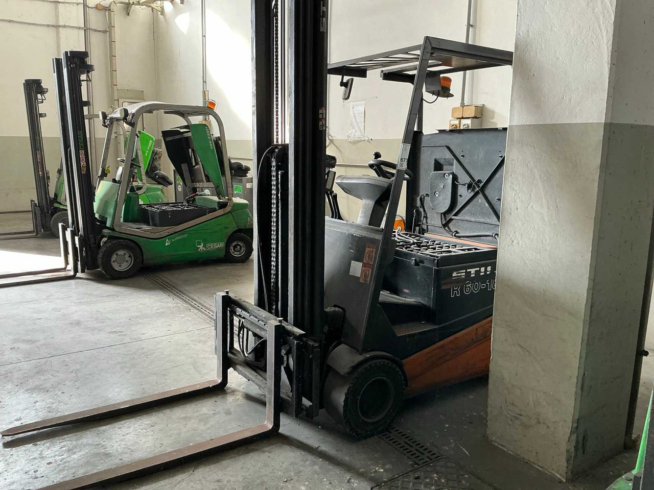 2003 - STILL - R 60-18 - FORKLIFT - Вилочный погрузчик: фото 2 2003 - STILL - R 60-18 - FORKLIFT - Вилочный погрузчик: фото 2