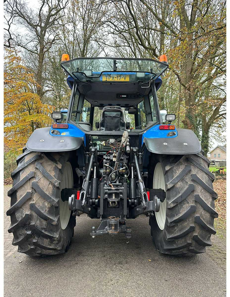 2004 NEW HOLLAND T/M 175 FOUR WHEEL DRIVE FARM TRACTOR - Трактор: фото 4 2004 NEW HOLLAND T/M 175 FOUR WHEEL DRIVE FARM TRACTOR - Трактор: фото 4