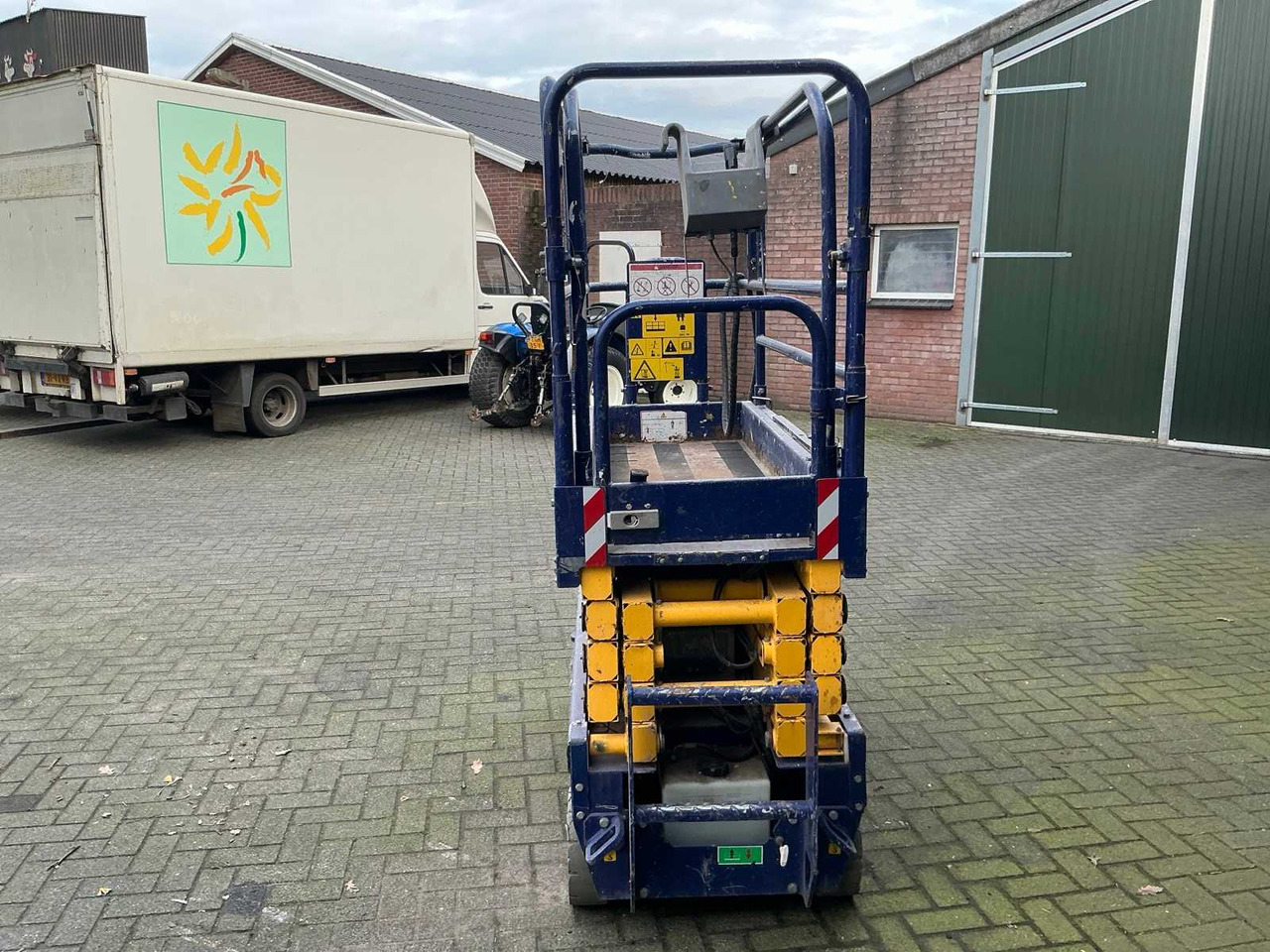 2007 UPRIGHT MX 19 AERIAL WORK PLATFORM - Подъёмник: фото 4 2007 UPRIGHT MX 19 AERIAL WORK PLATFORM - Подъёмник: фото 4