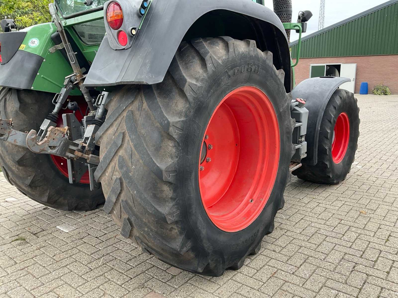 Трактор 2008 FENDT 412 VARIO TMS ALL-WHEEL DRIVE AGRICULTURAL TRACTOR: фото 20 Трактор 2008 FENDT 412 VARIO TMS ALL-WHEEL DRIVE AGRICULTURAL TRACTOR: фото 20