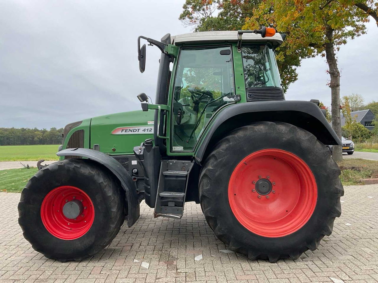 Трактор 2008 FENDT 412 VARIO TMS ALL-WHEEL DRIVE AGRICULTURAL TRACTOR: фото 8 Трактор 2008 FENDT 412 VARIO TMS ALL-WHEEL DRIVE AGRICULTURAL TRACTOR: фото 8