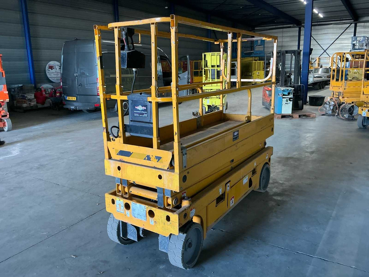 2012 HAULOTTE COMPACT 8 AERIAL PLATFORM - Подъёмник: фото 3 2012 HAULOTTE COMPACT 8 AERIAL PLATFORM - Подъёмник: фото 3