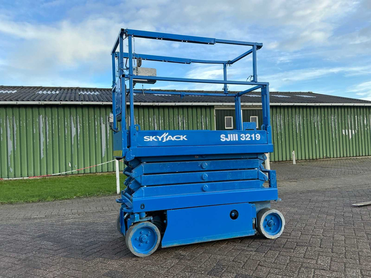 2012 SKYJACK SJIII3219 AERIAL PLATFORM - Подъёмник: фото 1 2012 SKYJACK SJIII3219 AERIAL PLATFORM - Подъёмник: фото 1