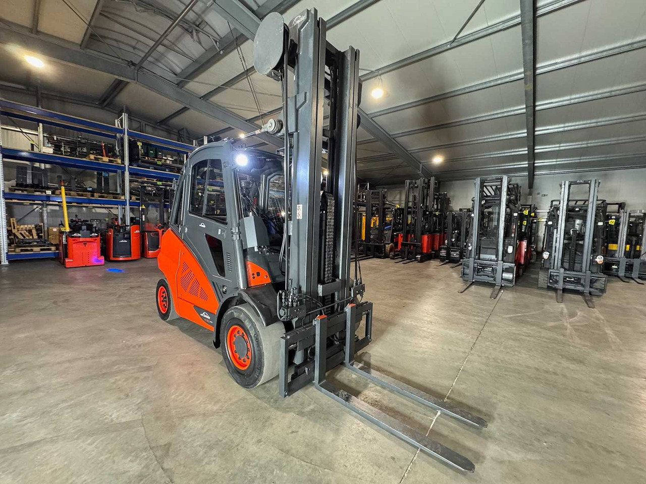 2015 LINDE H50D 5,000KG TRIPLEX 666CM 3RD+4TH VALVE DIESEL FORKLIFT FORKLIFT 15,042 HOURS. - Вилочный погрузчик: фото 5 2015 LINDE H50D 5,000KG TRIPLEX 666CM 3RD+4TH VALVE DIESEL FORKLIFT FORKLIFT 15,042 HOURS. - Вилочный погрузчик: фото 5